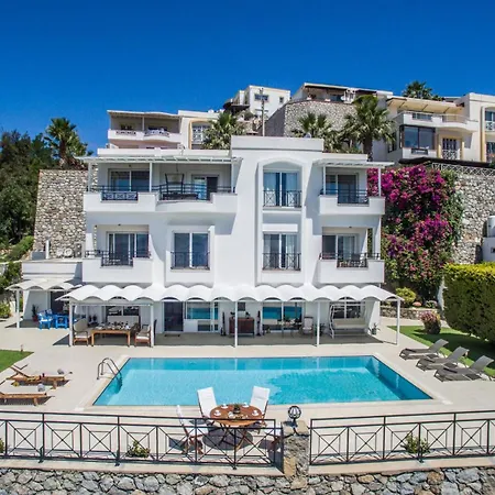 Casandra Private Pool